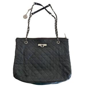 Vintage DNKY Quilted Women’s Purse 100% Genuine Leather Black with Silver Hardwa